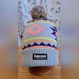 NWOT RARE Supreme Grey Aztec Boho Neutral Casual Streetwear Beanie Hat Cap